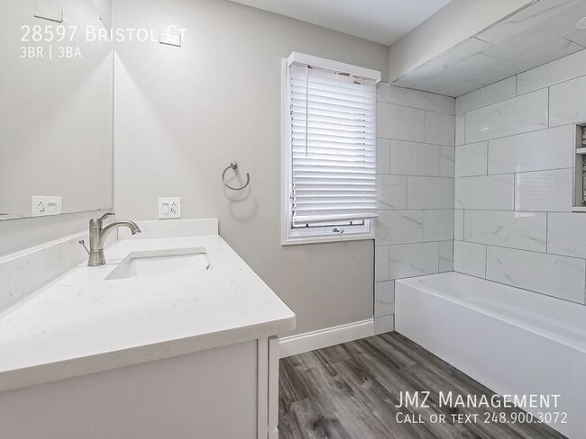 Building Photo - 28597 Bristol Ct