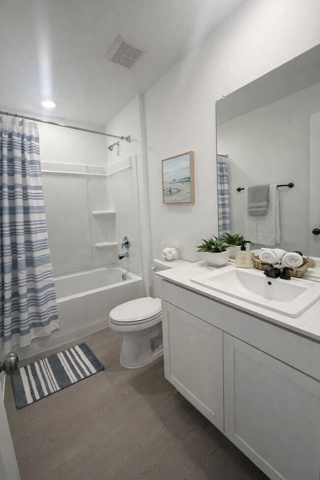 Building Photo - 1634 Gardenia Grv Ln