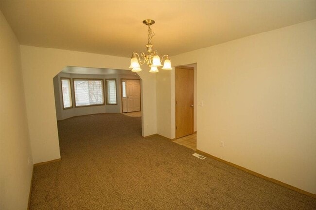 Building Photo - 9511 W Caelen Ave