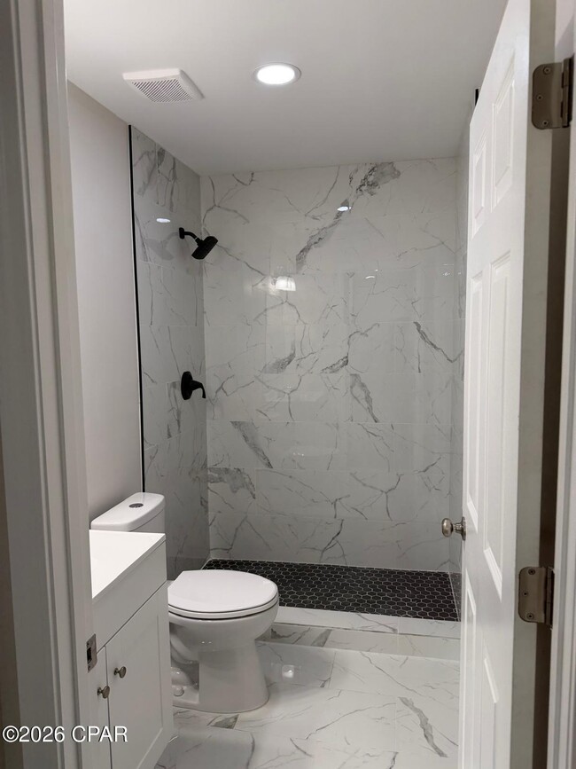 Building Photo - 2826 La Mesa Ave