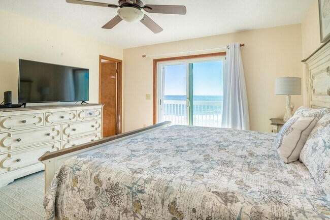 Building Photo - PERFECT FURNISHED RENTAL FOR A WINTER AT THE BEACH