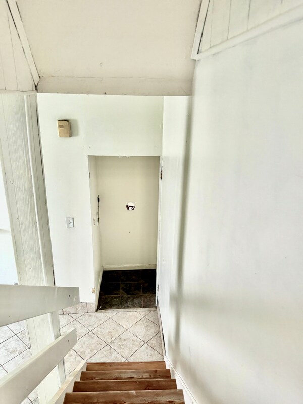 Building Photo - 147 Orange St