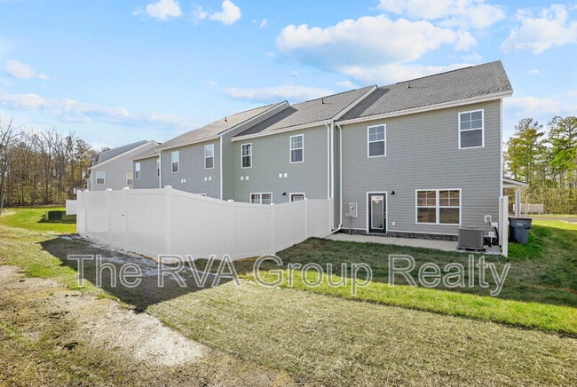 Building Photo - 12537 Petrel Crossing