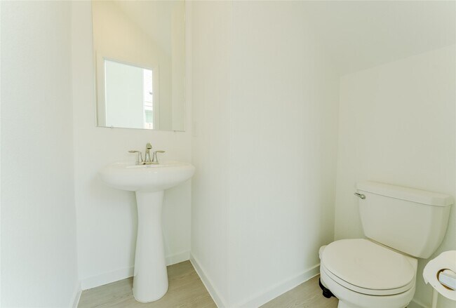 Building Photo - 6731 Iron Clover Dr