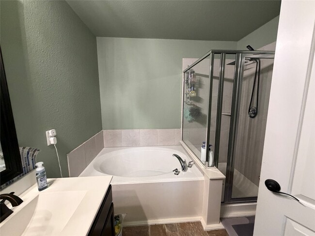 Building Photo - 15218 Loys Coves Ct