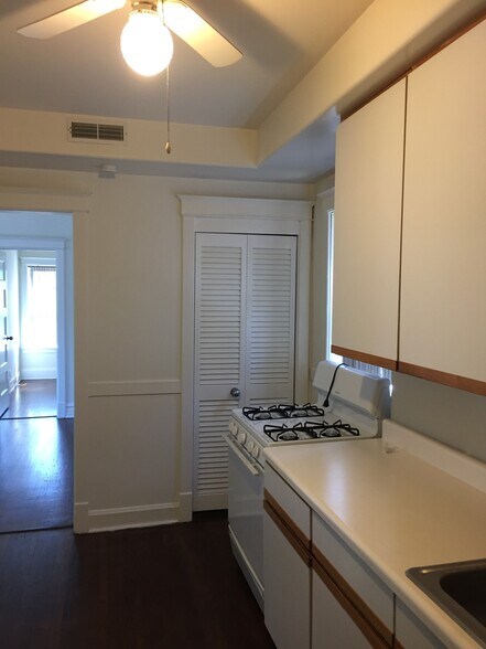 Kitchen 2 - 3600 S Wood St