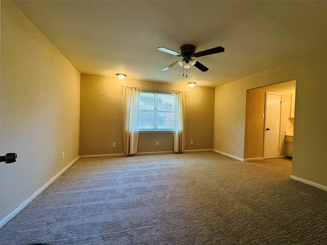 Building Photo - 7622 Woodsman Trail