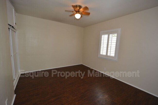 Building Photo - 165 Wilson Ave