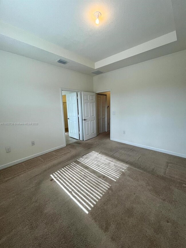 Building Photo - 159 SE 33rd Terrace