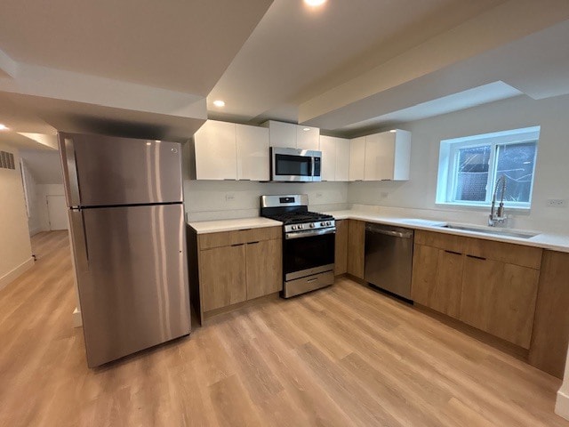 Building Photo - 4814 N Kedvale Ave