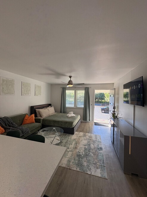 Building Photo - 3104 Stoneway Dr