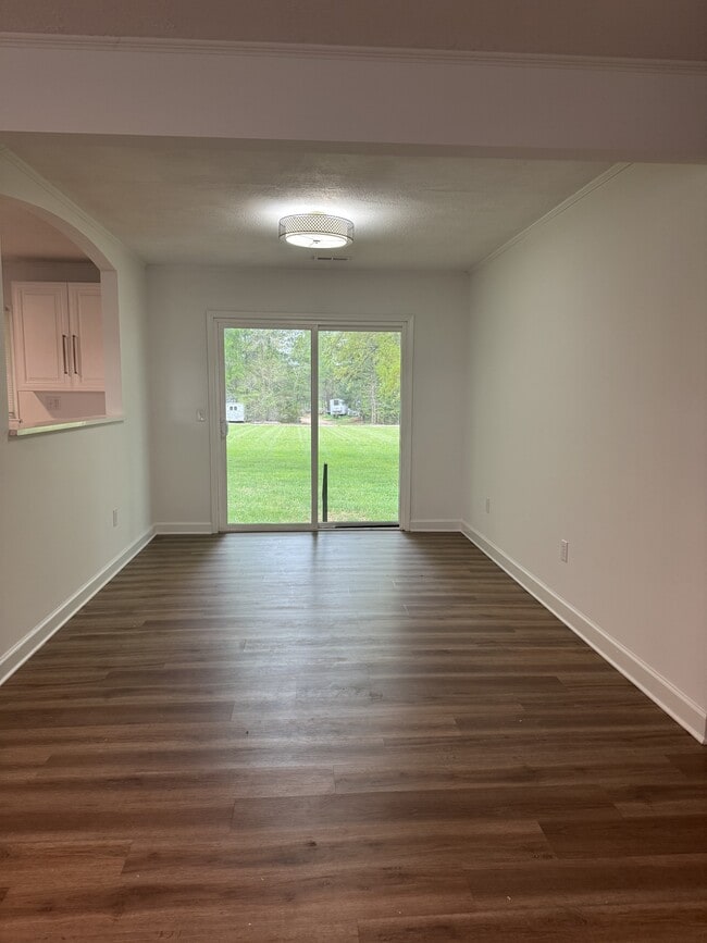 Building Photo - 4715 Rimer Rd