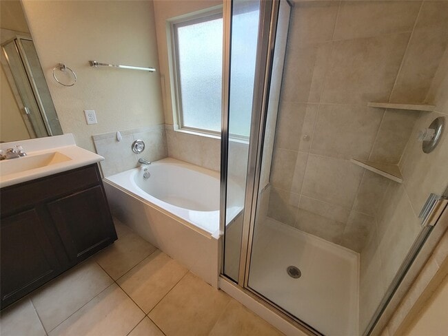 Building Photo - 3535 Goldleaf Trail Dr