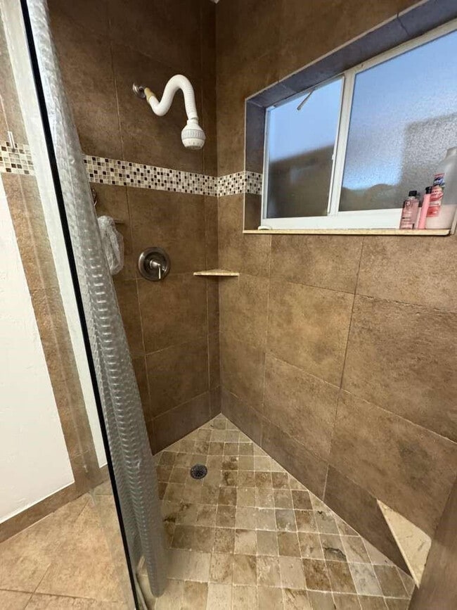 Building Photo - 1726 NW 82nd Ave