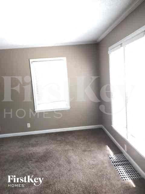 Building Photo - 9058 E 66 Terrace