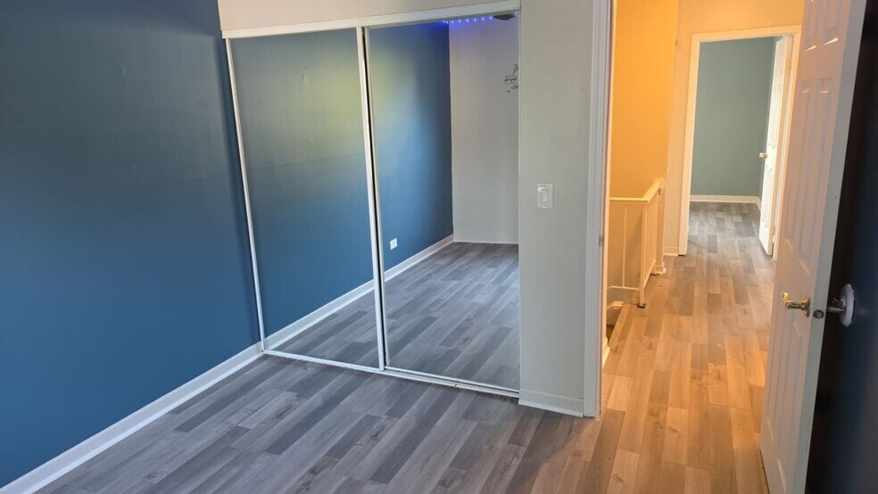Building Photo - 505 Nebraska Cir