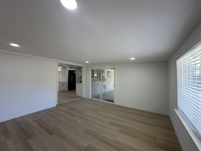 Building Photo - 30201 San Diego Dr