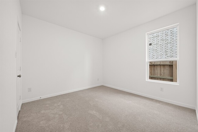 Building Photo - 26518 Wild Stonecrop Ln