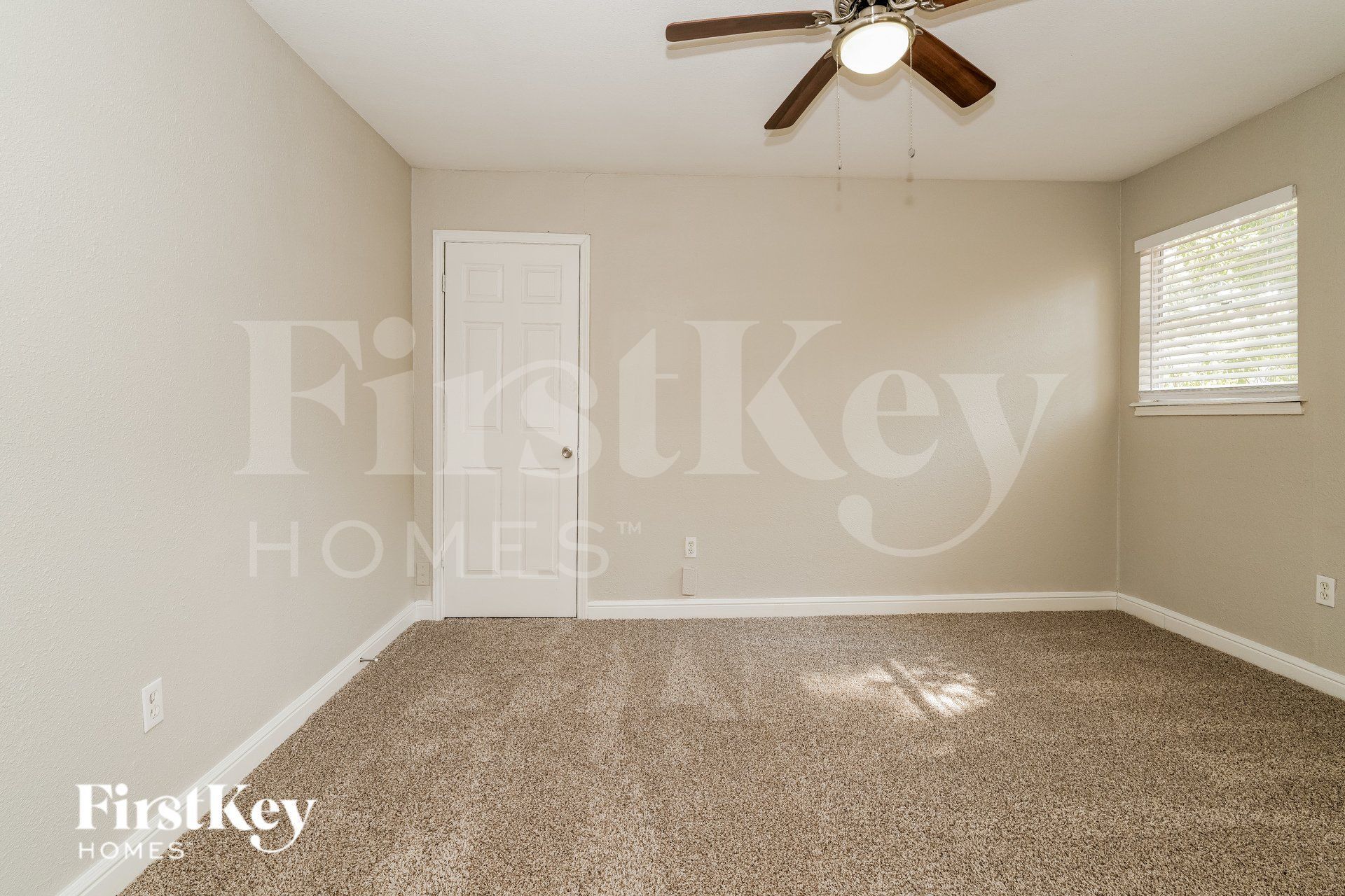 Building Photo - 17327 Rolling Creek Dr