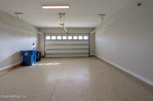 Building Photo - 141 Topside Dr.