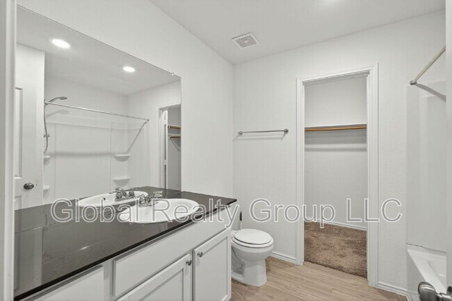 Building Photo - 10716 Sweepback Trl