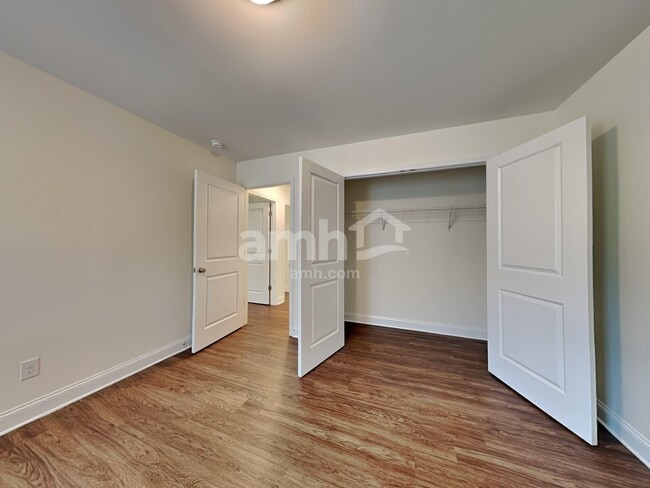 Building Photo - 13037 Wishsong Ct