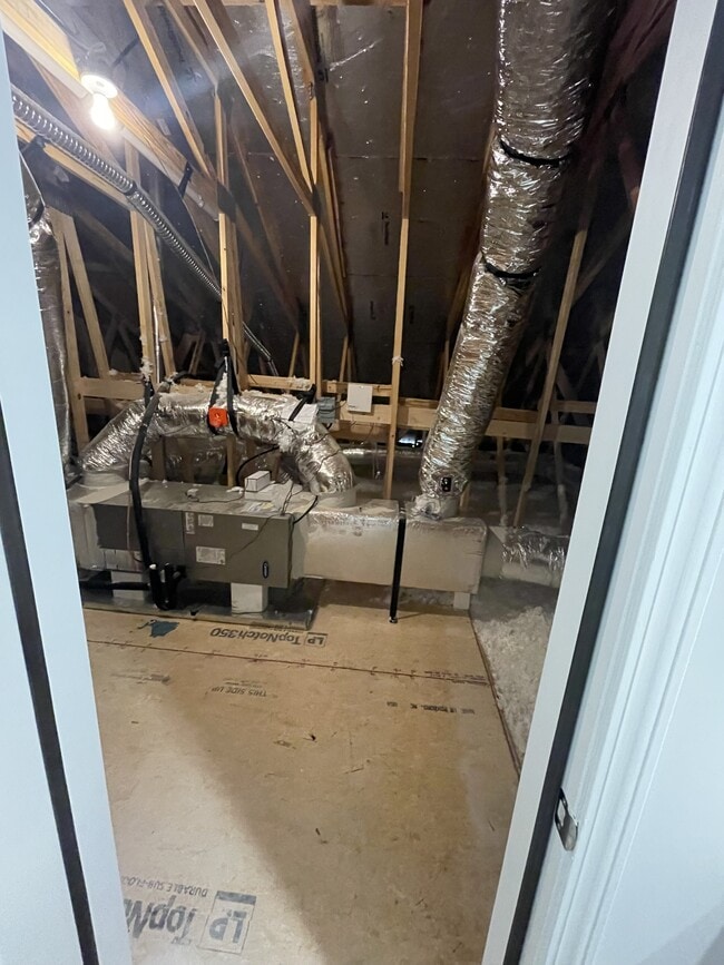 Building Photo - 504 Sea Sparrow St