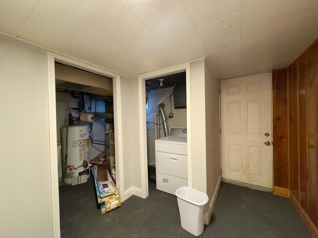 Building Photo - Charming 2 Bedroom/2 Bathroom Townhome in Joseph Lee Neighborhood, Baltimore, MD!