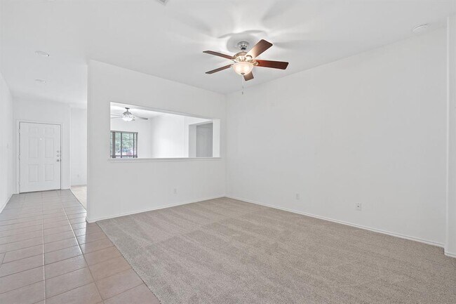 Building Photo - 909 Saba Cove