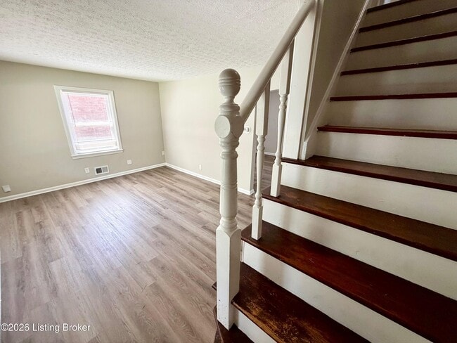 Building Photo - 6112 Corinth Way