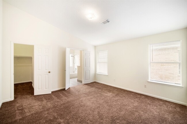 Building Photo - 315 Brushy Glen Dr