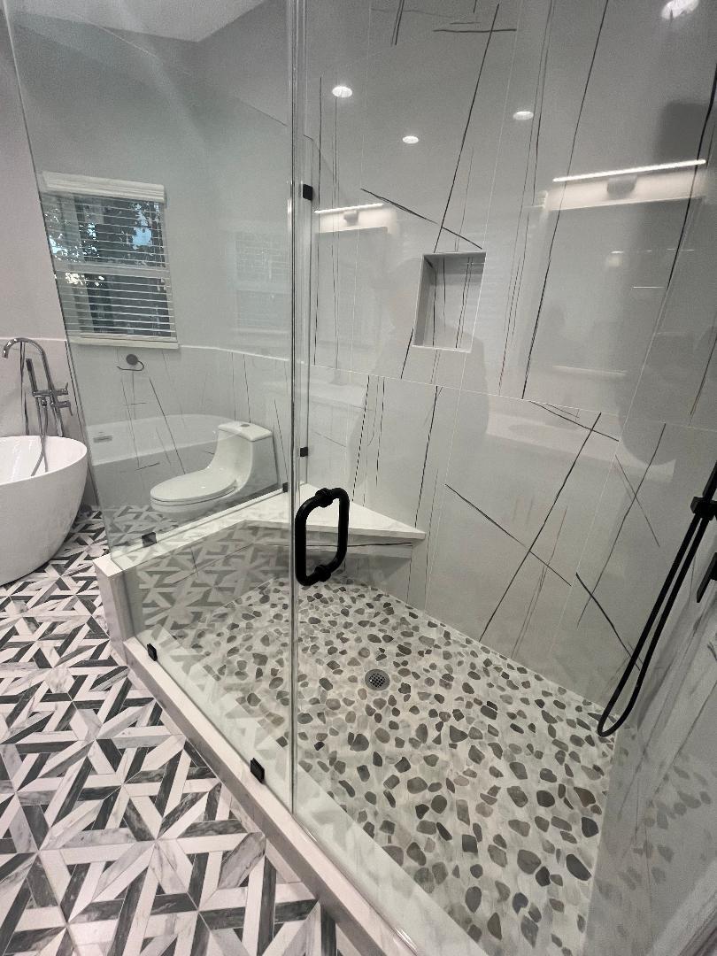 Building Photo - 1241 Meadowbrook Ave