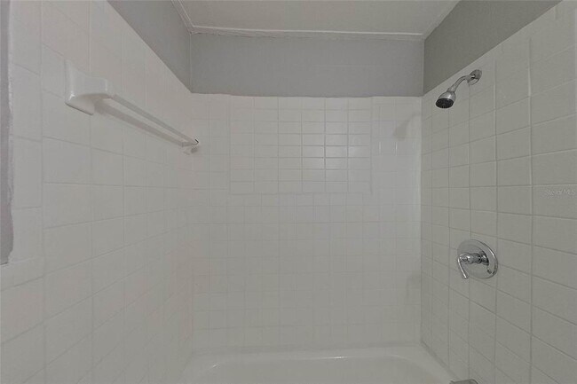 Building Photo - 1923 N Brack St