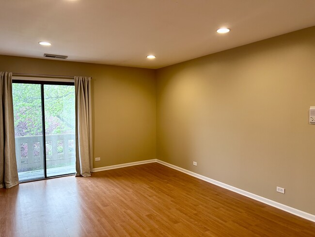 Building Photo - 93 Lambert Dr