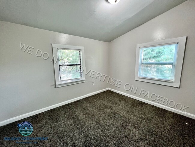 Building Photo - 4 Bedroom Home Ready to Rent!