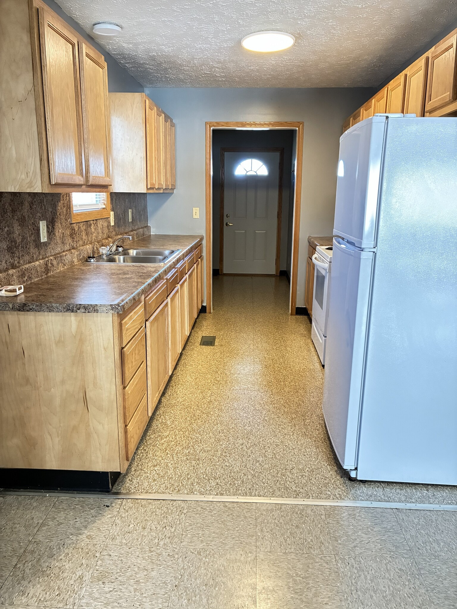 Kitchen - 1750 Liberty Ave