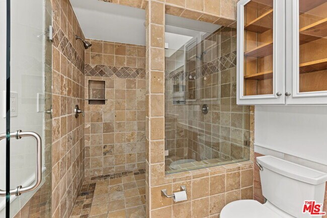 Building Photo - 25 Arcadia Ter