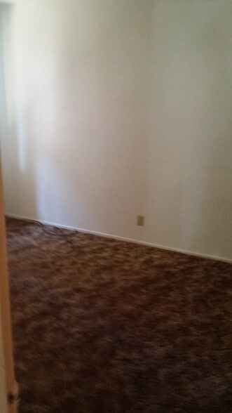 Building Photo - 310 Saint Michael Ct