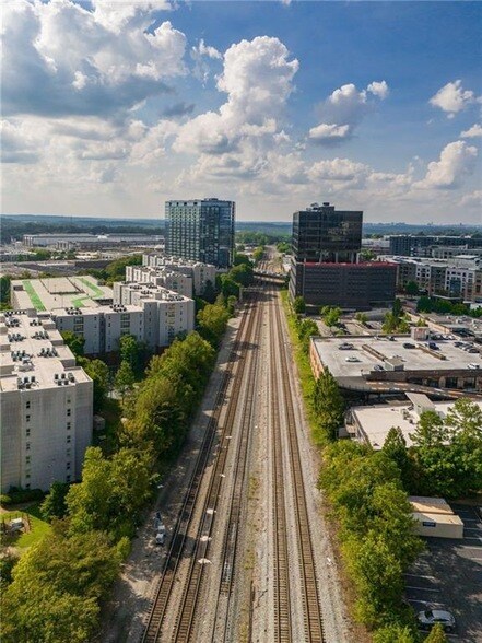 Building Photo - 788 West Marietta St NW