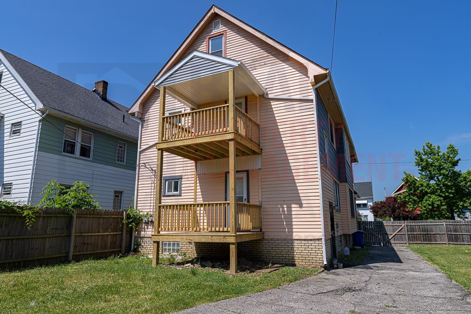 Building Photo - 3633 E 153rd St