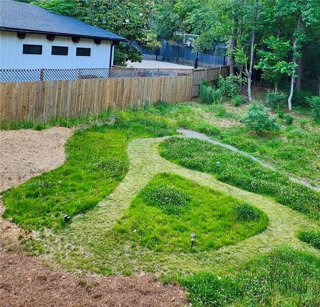 Building Photo - 8025 Cedar Cove