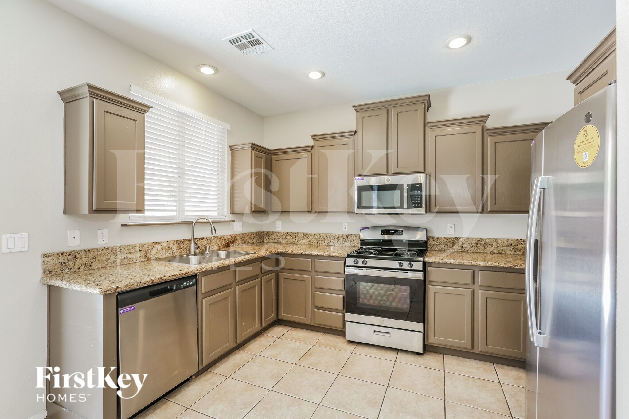 Building Photo - 8227 Shallow River Ct