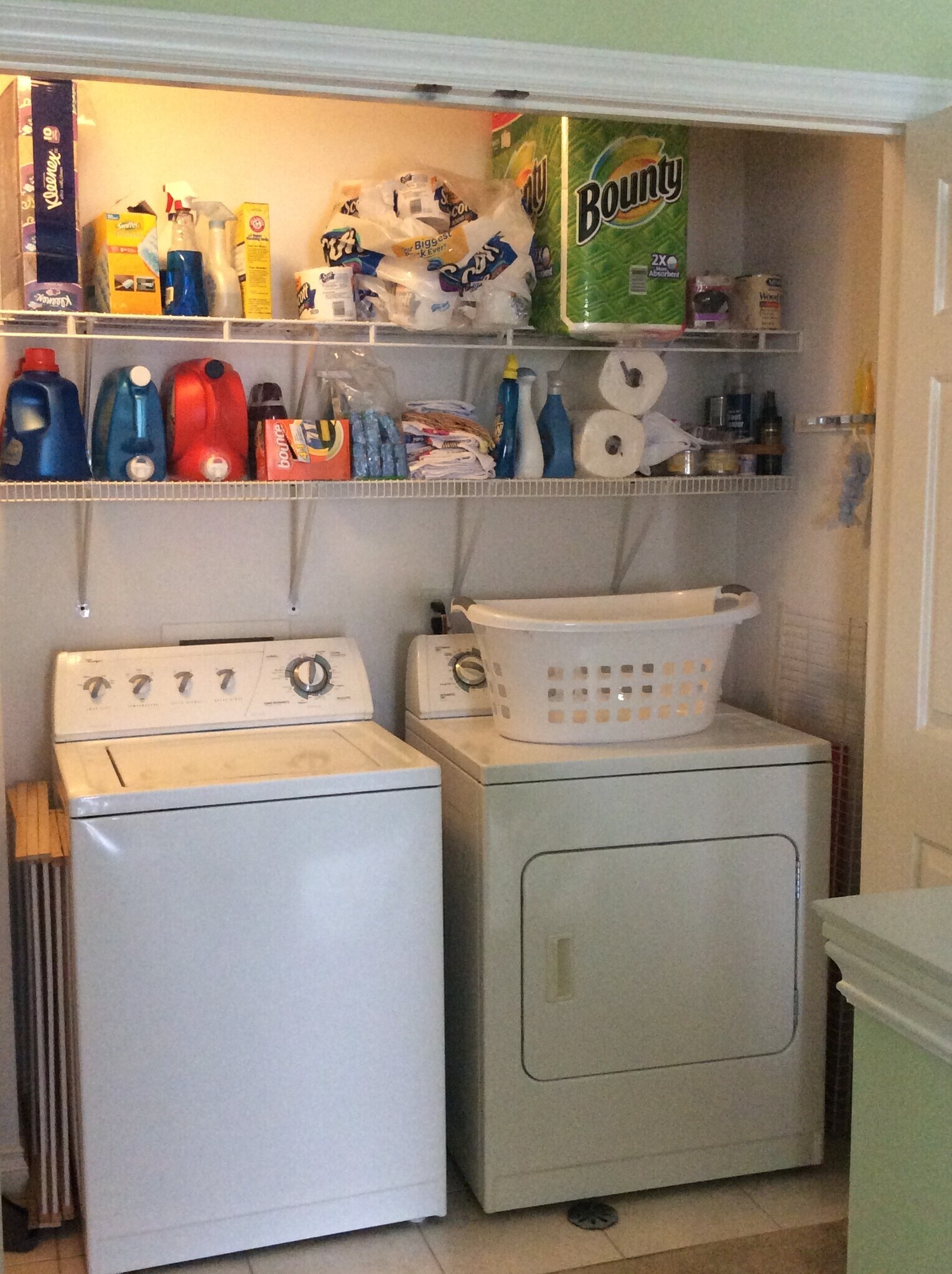 Building Photo - 5698 Wellesley Ln