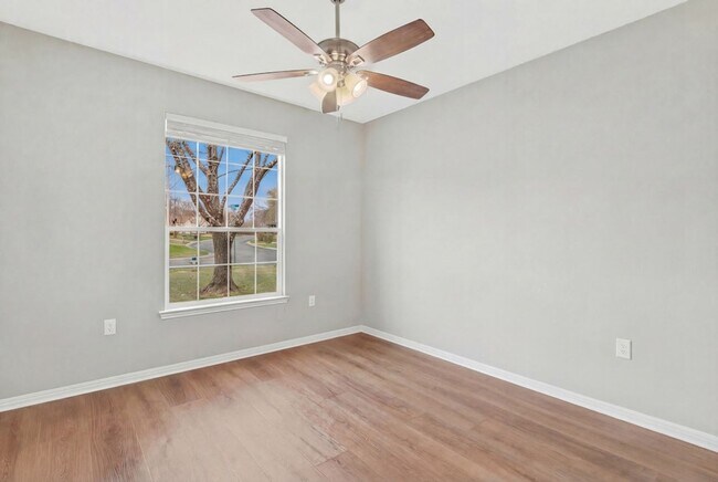 Building Photo - 139 Nolan Dr