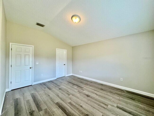 Building Photo - 18112 Canal Pointe St