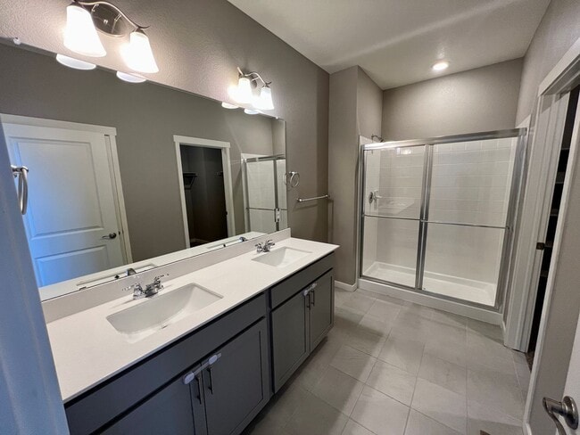 Building Photo - 6130 B Street Rd