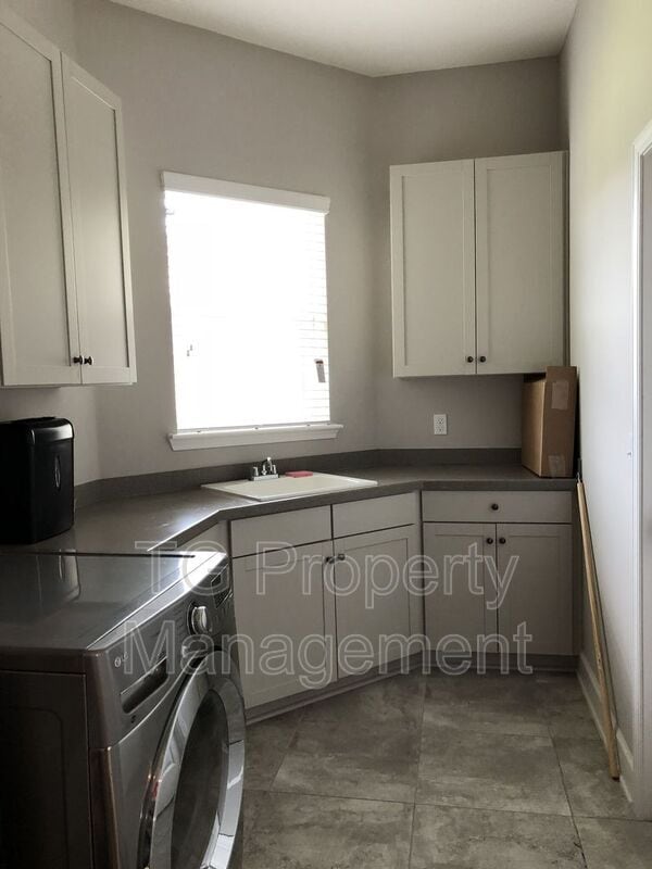 Building Photo - 370 Citrus Ridge Dr