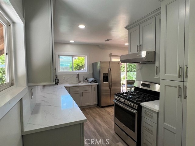 Building Photo - 1011 San Pascual Ave