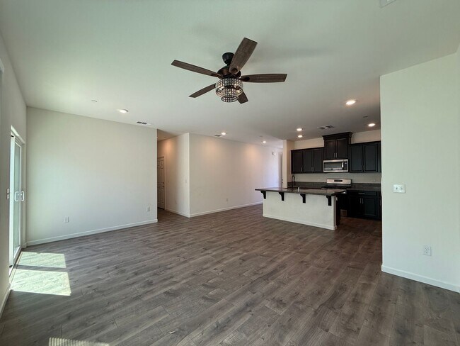Building Photo - 2038 S Palm St