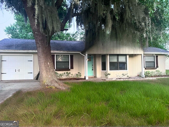 Primary Photo - 315 Sunnyside Dr